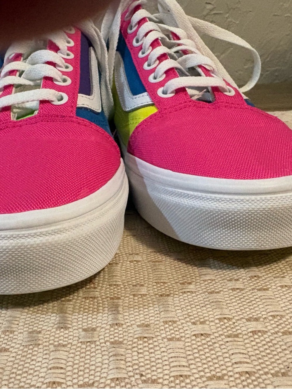 VANS Canvas Sneakers in Pink, Blue & Yellow Women’s size 11 Men’s size 9.5 - Picture 4 of 16